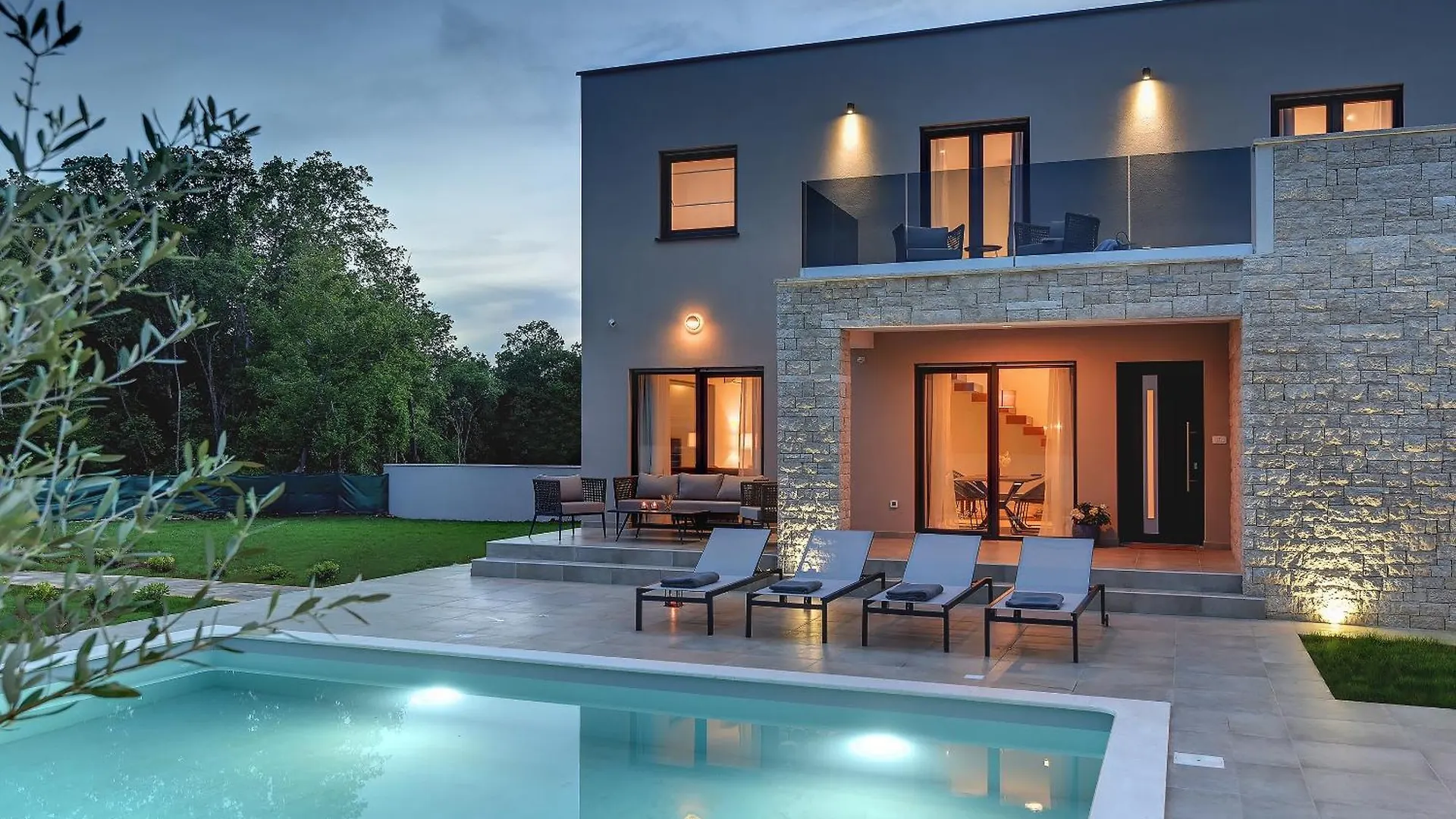 Holiday House With A Swimming Pool Loborika, Pula - 22776 Marcana 0*,  Croatia